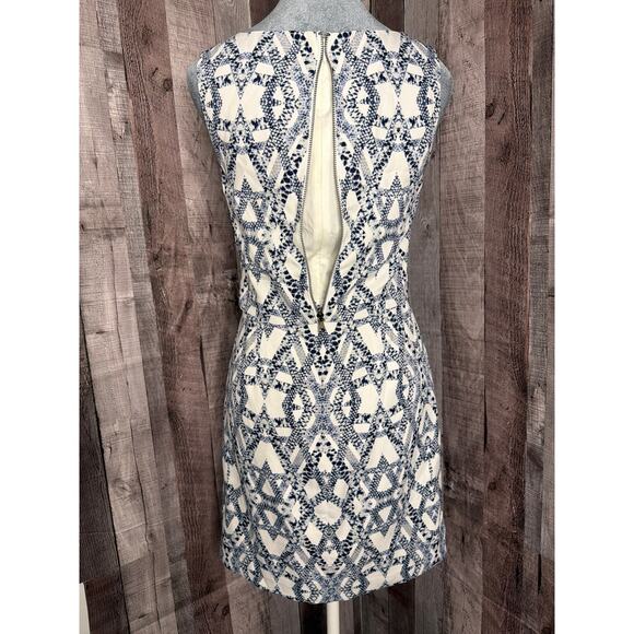 Banana Republic Mini Geometric Overlay Sleeveless Dress Blue White size 0 Petite - Picture 3 of 10